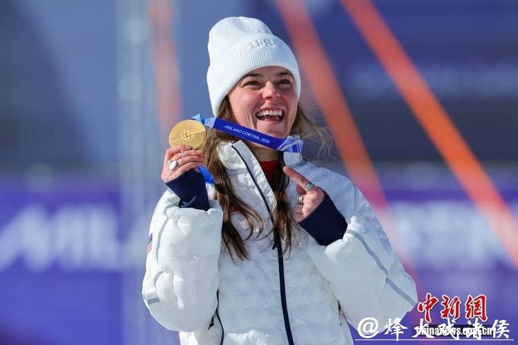 冬奥会高山滑雪女子滑降 美国选手约翰逊夺冠